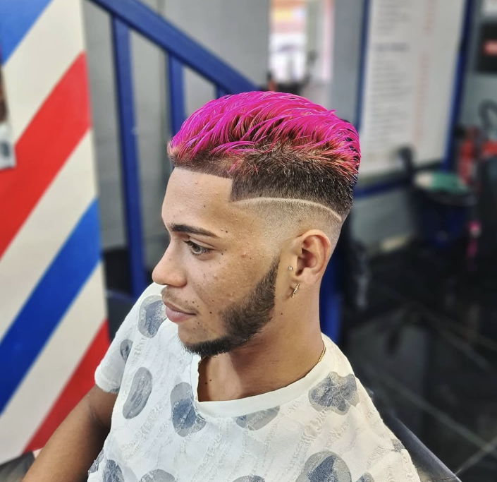 Coupe avec dessin S.DY BARBER